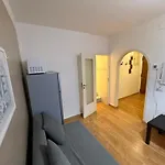 Rr Apartaments